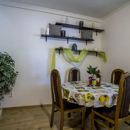 Alma Apartman Apartamento