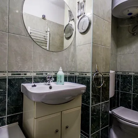Alma Apartman *